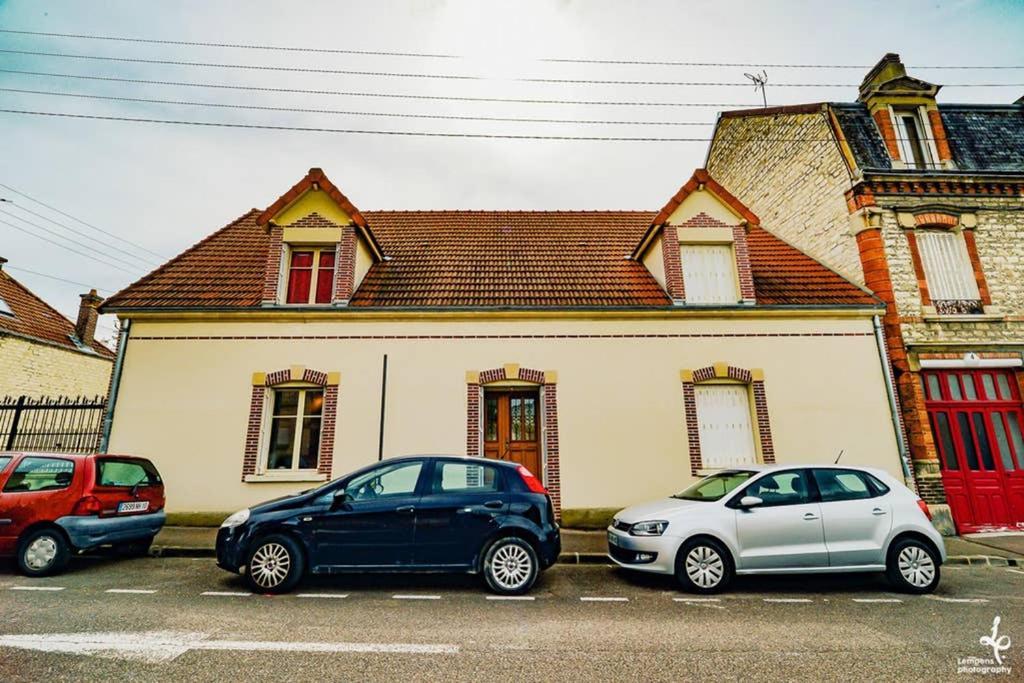 Maison Piscine Interieure Et Garage Troyes Exterior foto